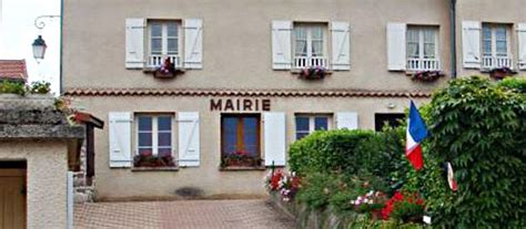 Pinay, Loire (code postal 42 .